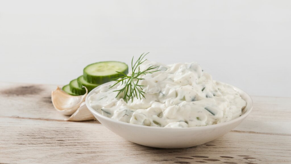 tzatziki cretan gastronomy 