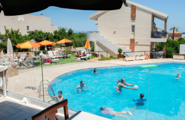Life in Crete