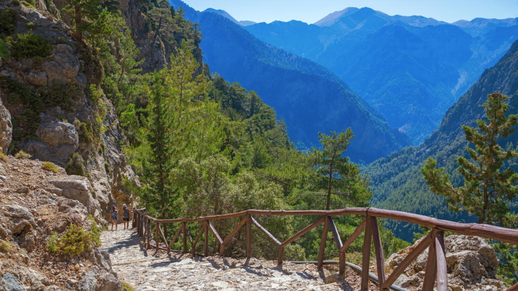 Samaria gorge walking trail