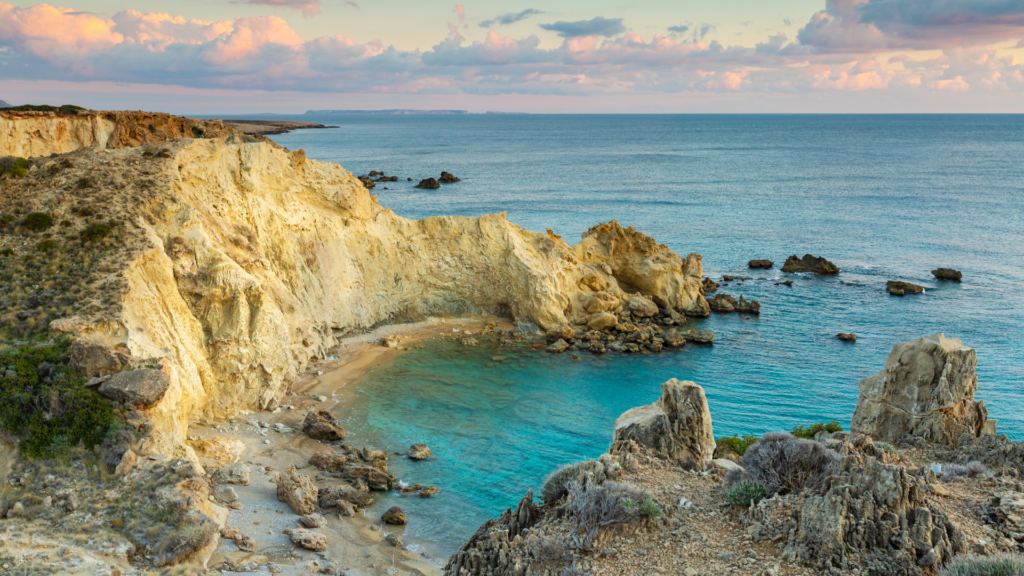 secluded-beaches-in-crete