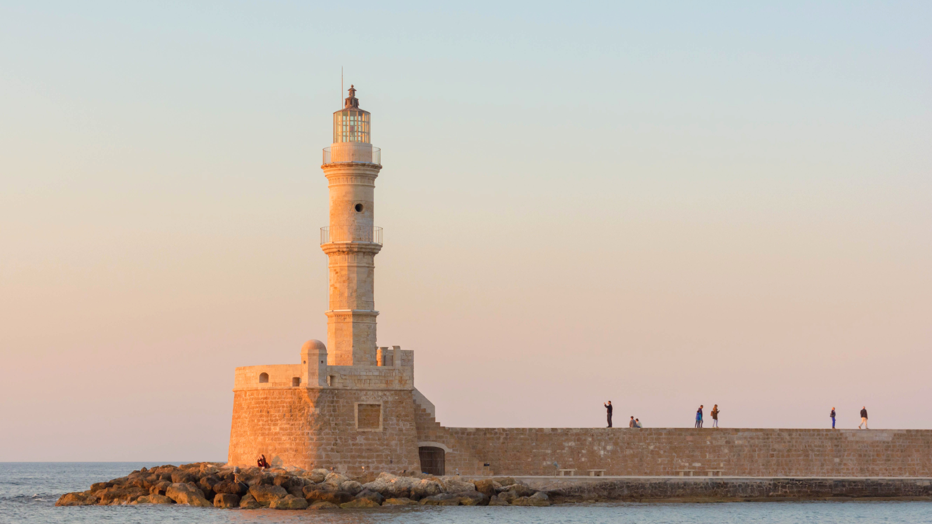 lighthouse in chania, picture by Ilias Nikolarakis