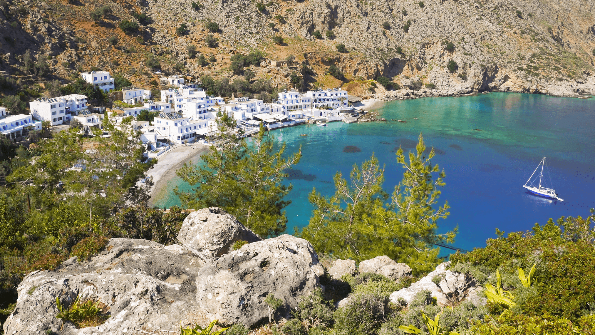 loutro village