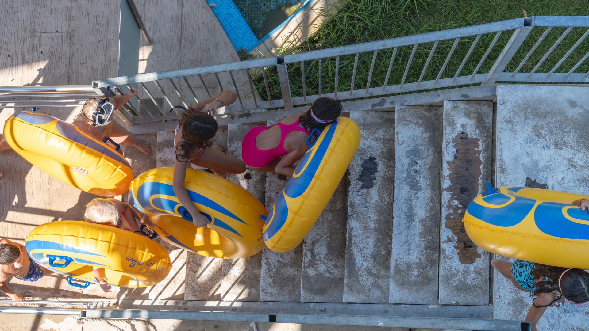 kids at chrispy waterpark